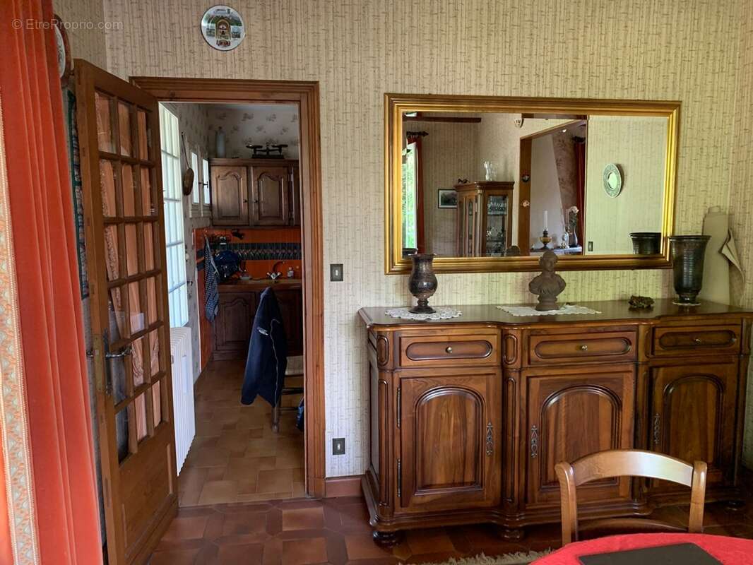 IMG-int_2.jpg - Maison à SAINT-CYPRIEN