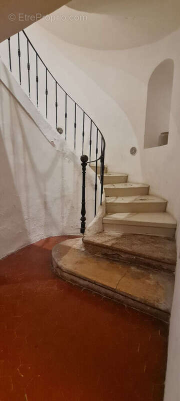 Appartement à VILLECROZE