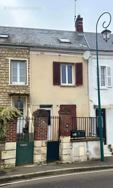 Maison à PONTOISE