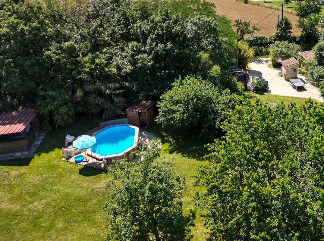 Maison à SAINT-SYLVESTRE-SUR-LOT