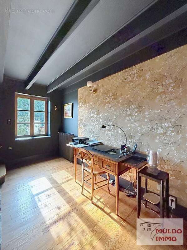 Maison à LENTILLY