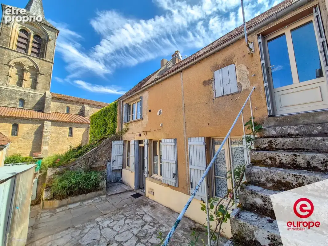 Maison à PONTAUBERT