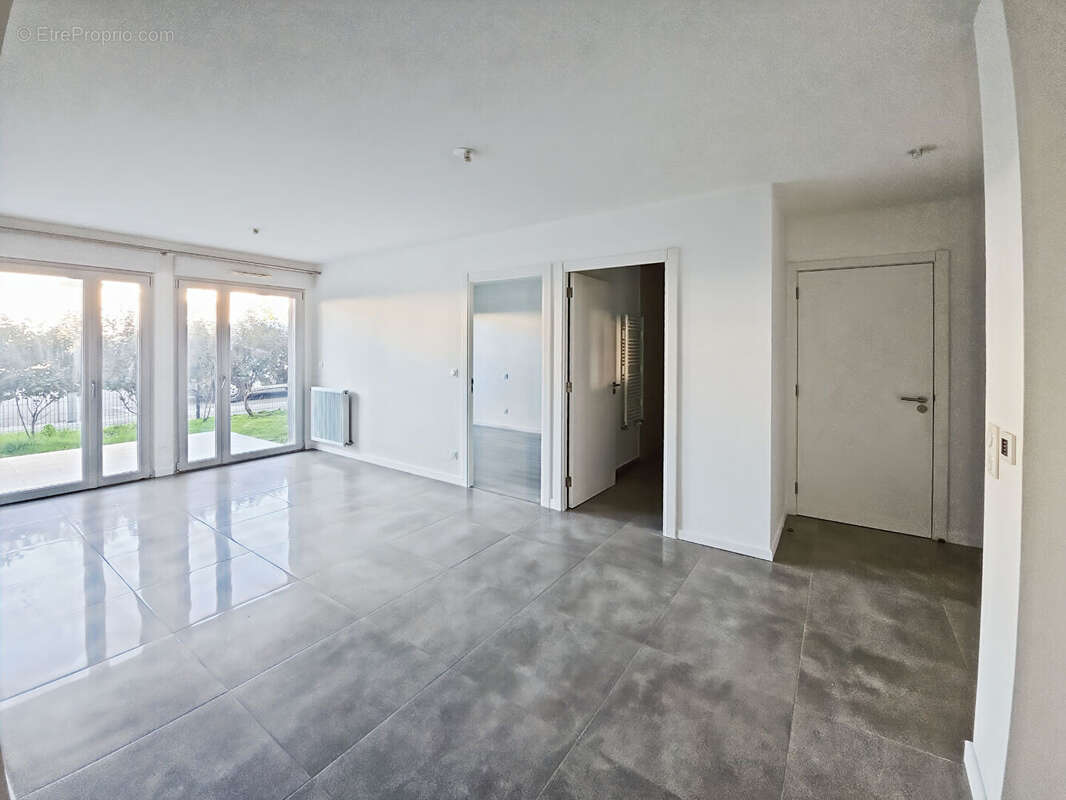 Appartement à VILLENAVE-D'ORNON