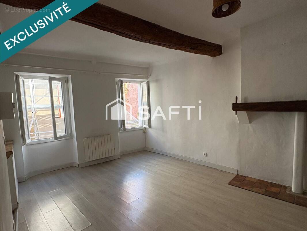 Photo 1 - Appartement à COLLOBRIERES