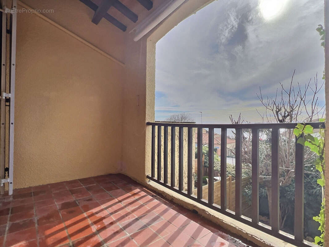 Appartement à SAUSSET-LES-PINS