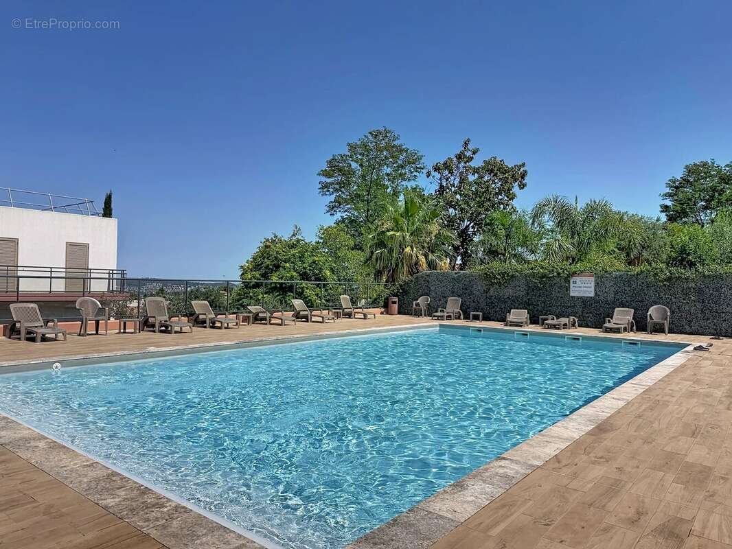Nice Fabron/studio 27 m²/terrasse-jardin/garage/ - photo 2