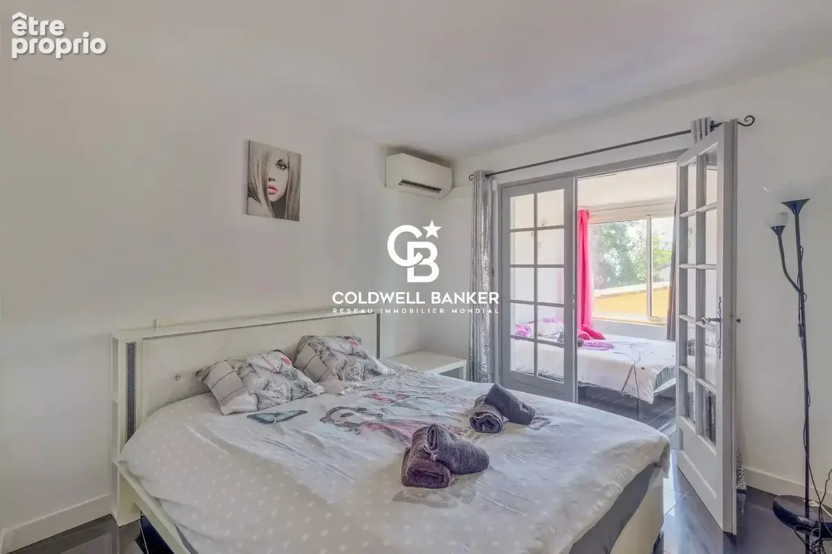 Ensemble immobilier avec vue mer , Piscine et plage à pied - photo 25