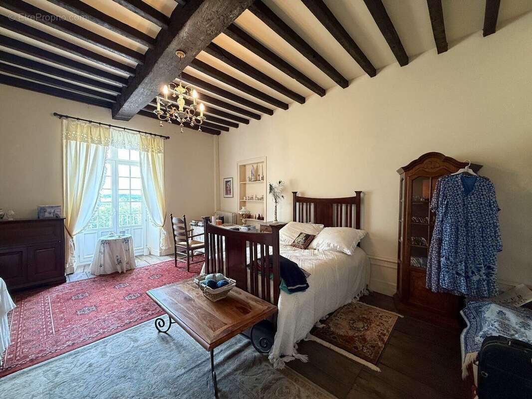 Maison à NONTRON