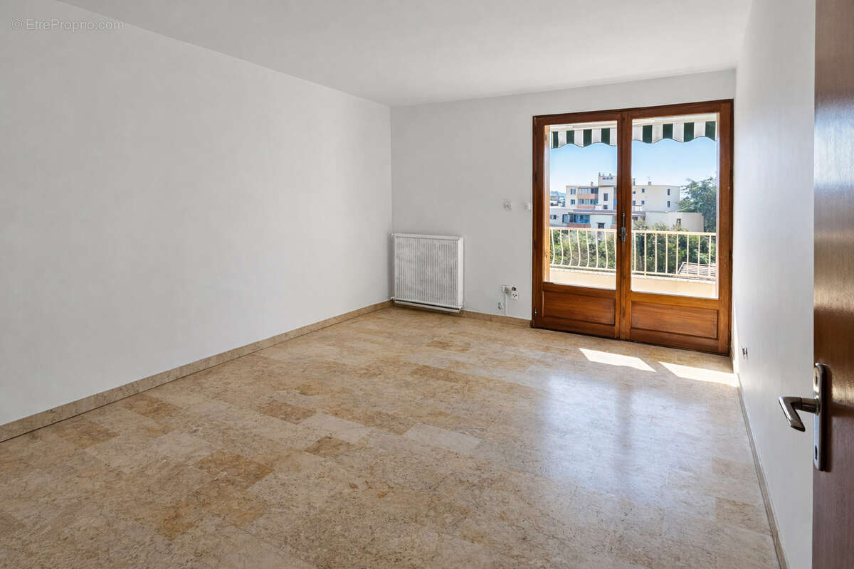 Appartement à SANARY-SUR-MER
