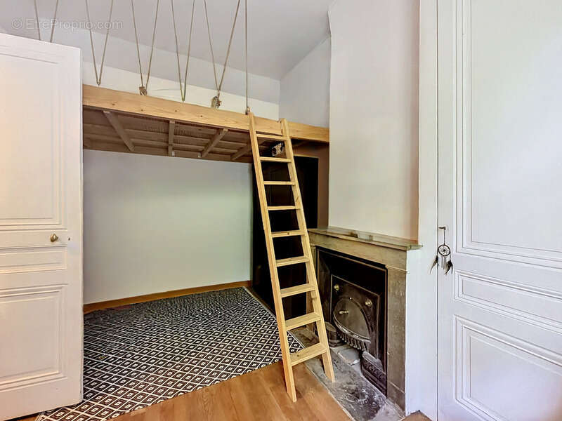 Appartement à LYON-5E