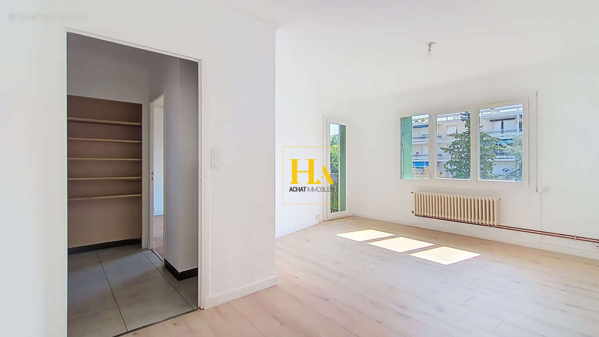 Appartement T3 traversant de 58m², 2 chambres , balcon et cave - photo 5