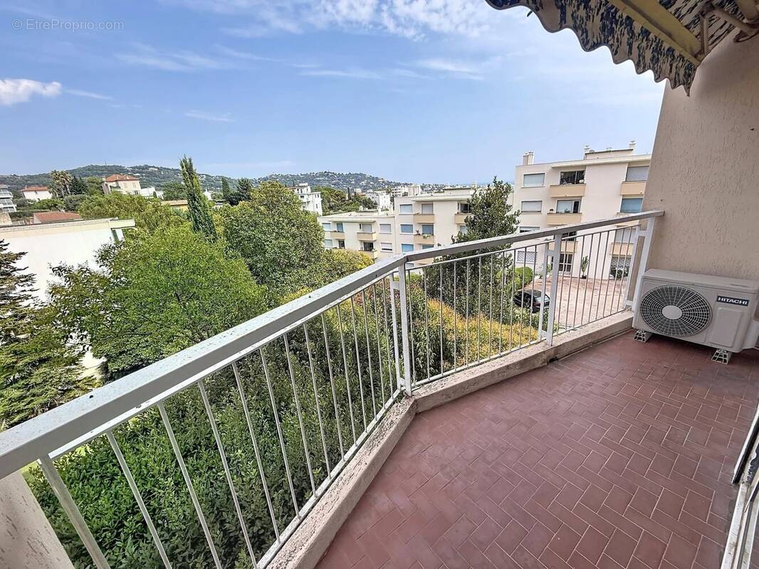 Appartement à CANNES