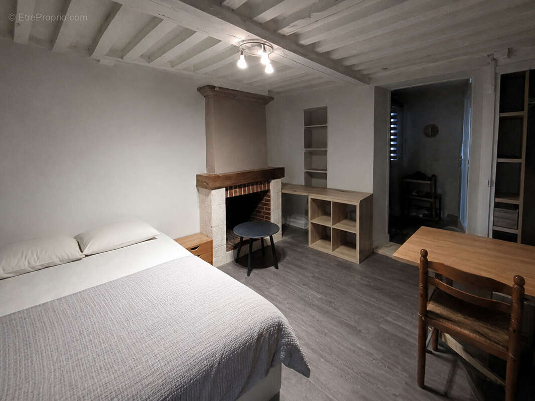 Appartement Caen 1 pièce(s) 21.6 m2 - Rue Saint Martin- VENDU Loué - photo 2