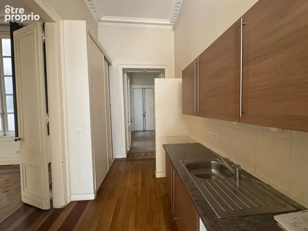Bordeaux Cours Xavier Arnozan / Jardin Public - Appartement de 86m² avec balcon et cave - photo 4