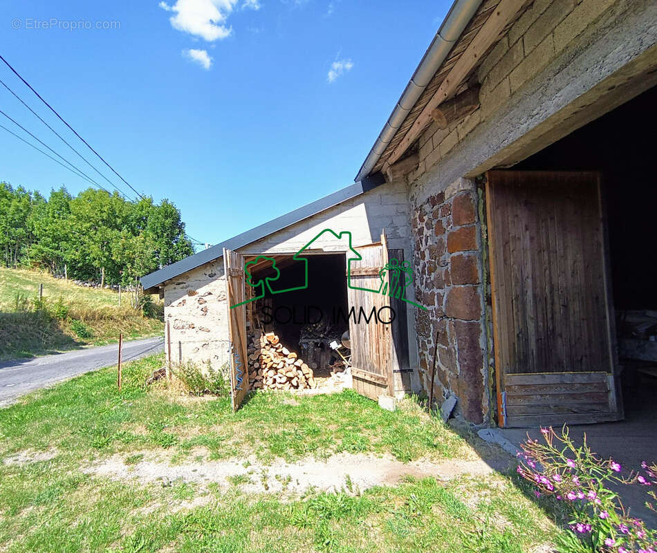 Maison à COUCOURON