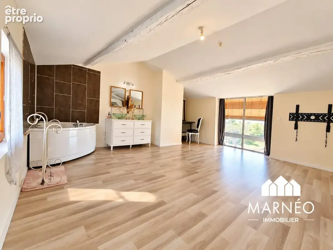 Maison 7 pièces 215 m² à vendre à Bussy-Le-Repos (51330) - photo 3