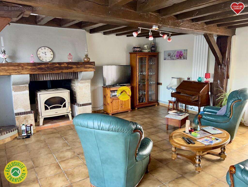 Maison à DAMMARIE-SUR-LOING
