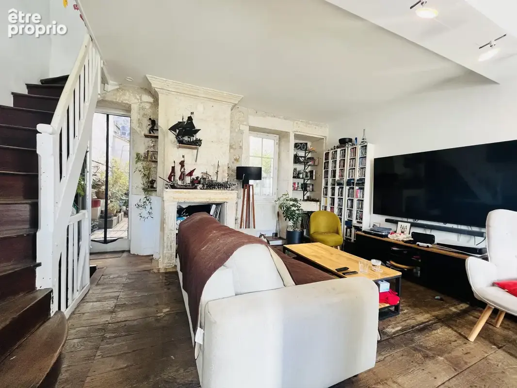 Charmante maison de ville 73m2 à Angoulême avec cour. - photo 2