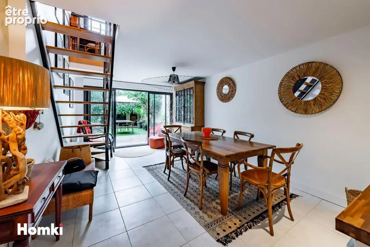Maison de ville T4 de 135 m² à Libourne 33500 - photo 2