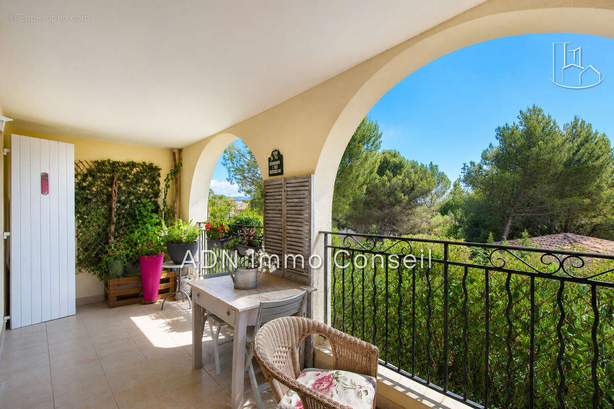 Appartement à MALLEMORT