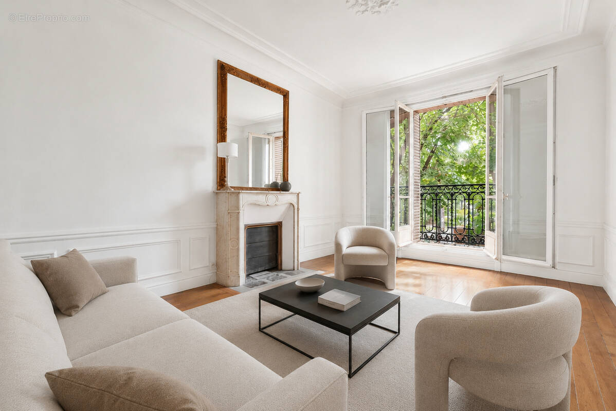 Appartement à PARIS-20E