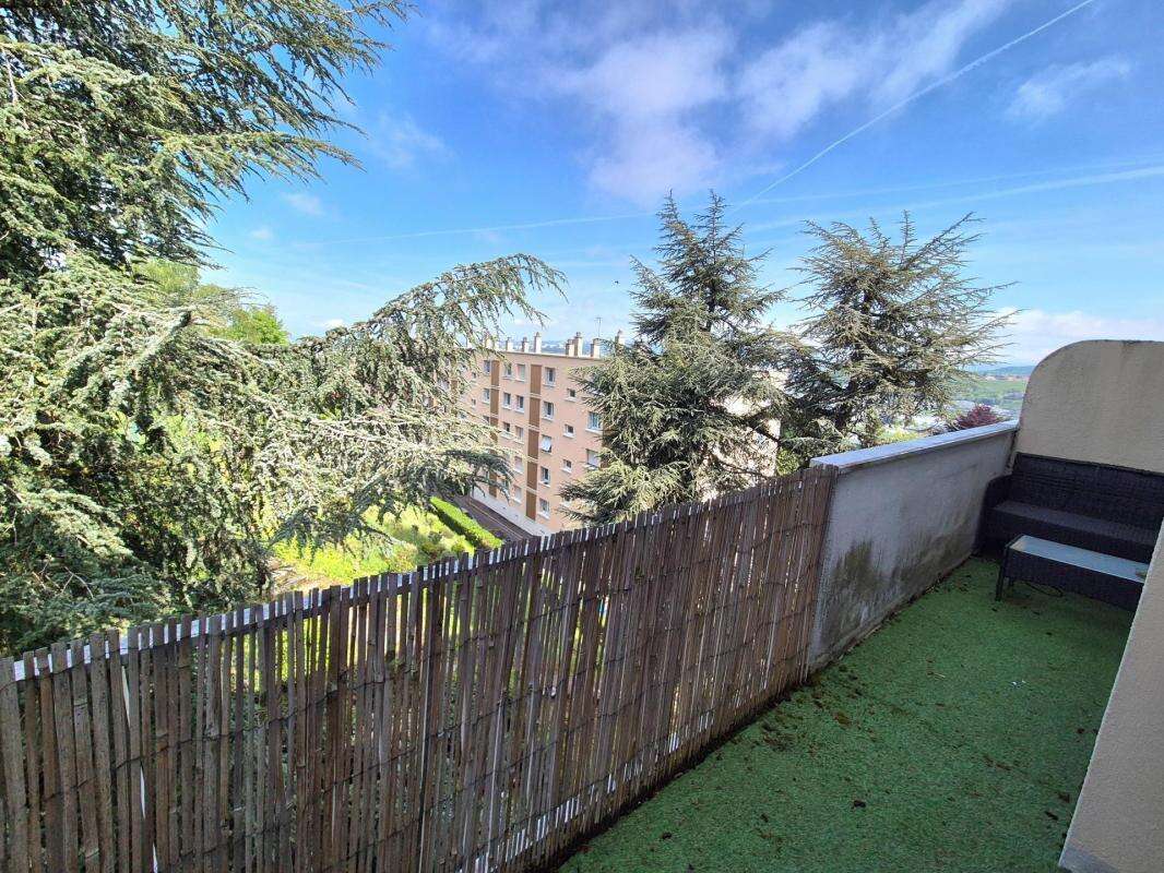 Appartement à SAINT-ETIENNE