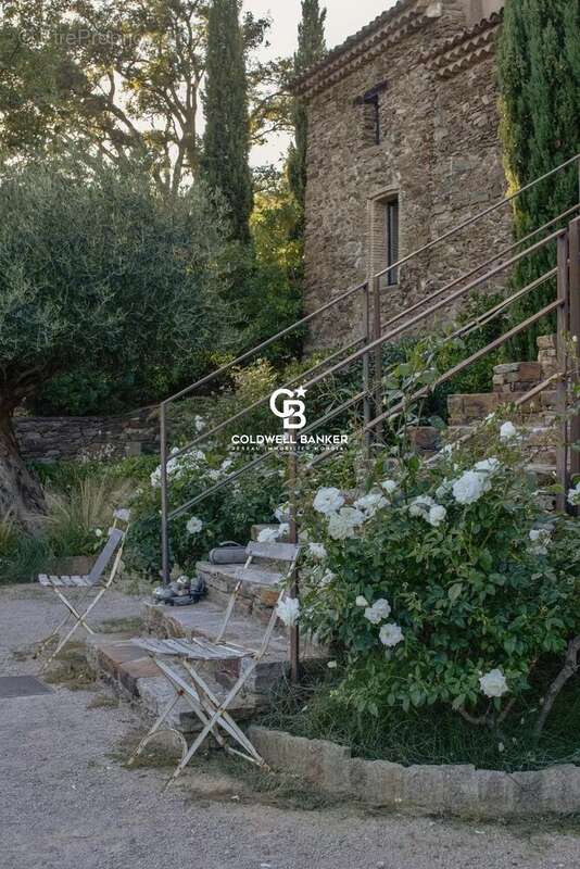 Maison à LA GARDE-FREINET