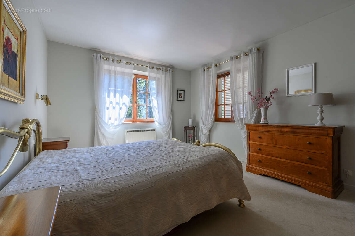 Propriété d'exception sur les hauteurs de Morschwiller (67350) 140 m2 habitables sur 41,77 ares de terrain - photo 11