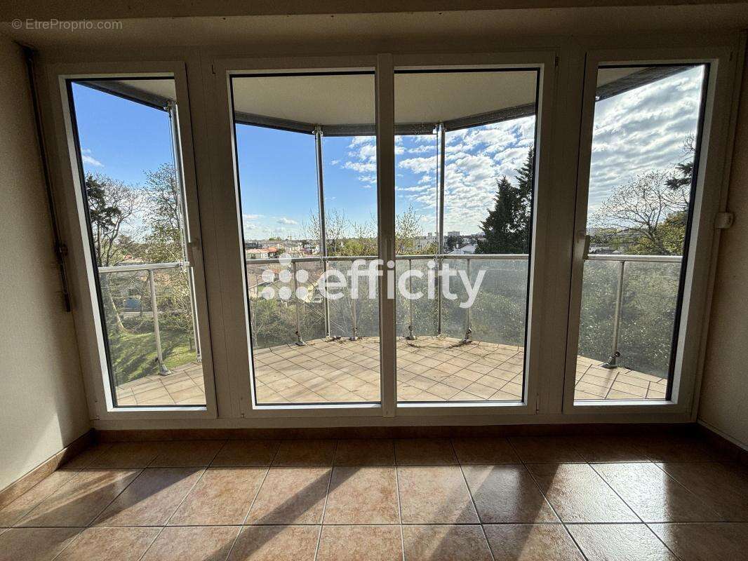 Appartement à MERIGNAC