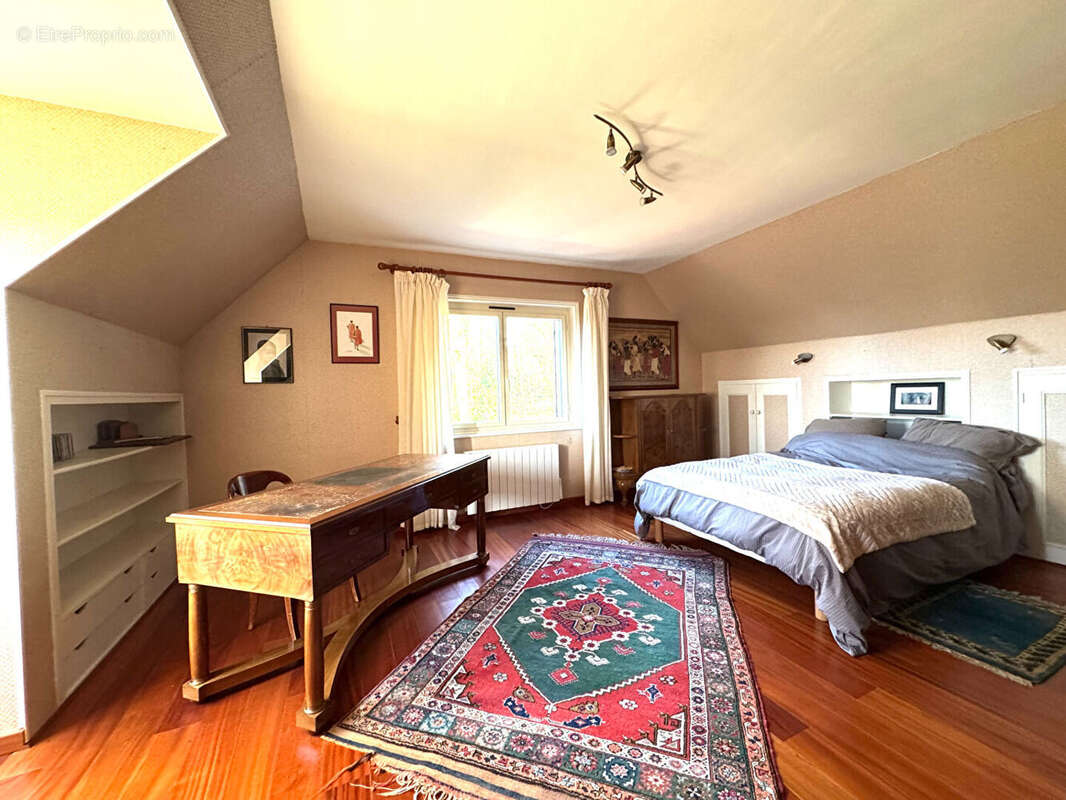 Maison à AUMONT-EN-HALATTE