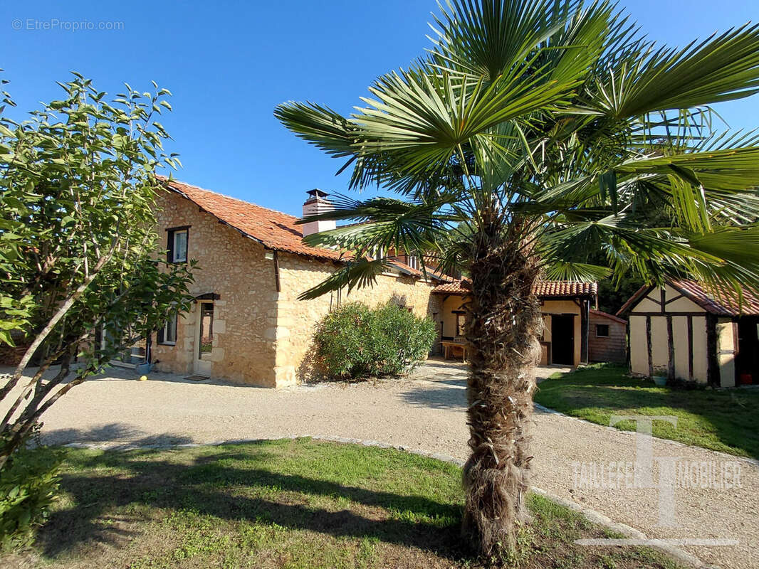 Maison à PERIGUEUX