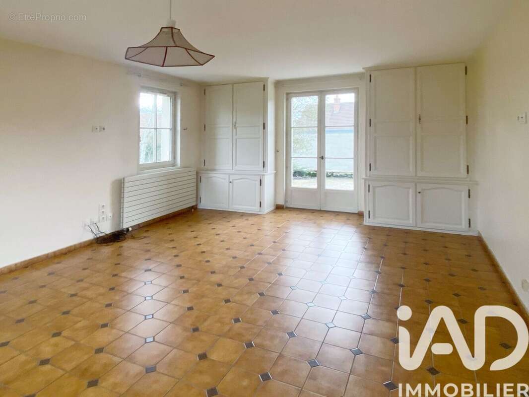 Photo 4 - Maison à COMPIEGNE