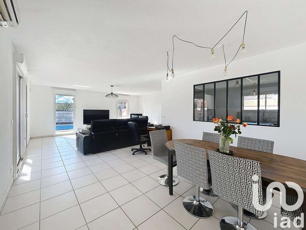 Photo 3 - Maison à MONDONVILLE