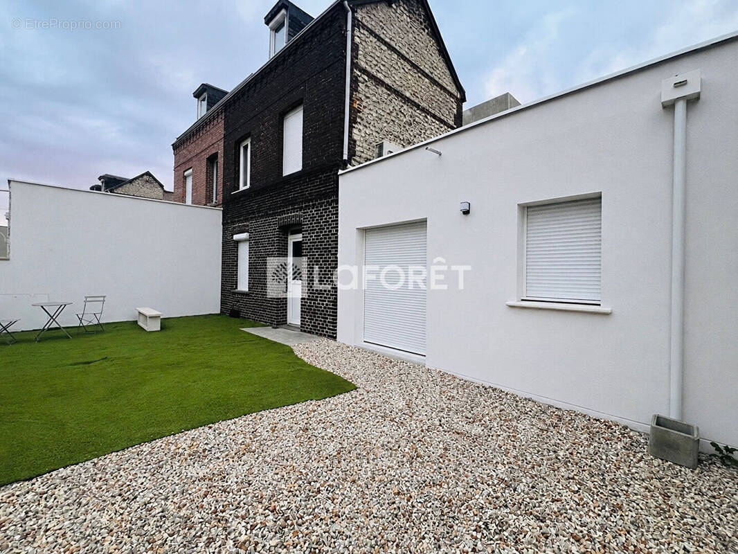Maison à SOTTEVILLE-LES-ROUEN