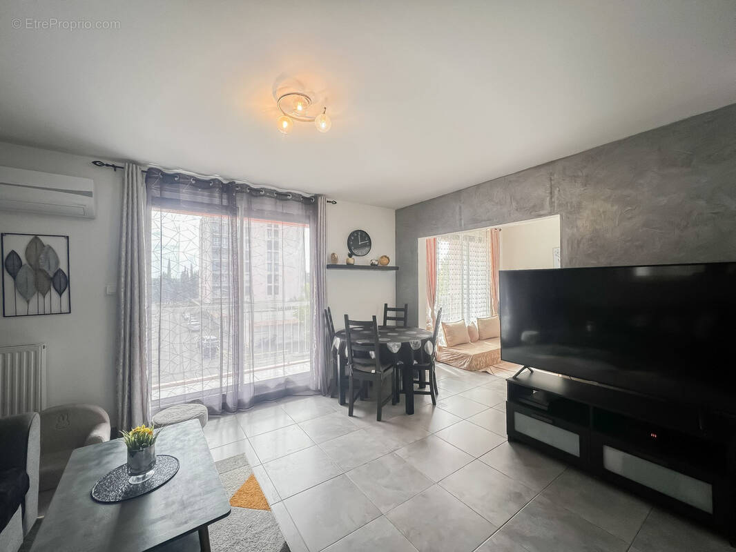 Appartement à PORT-DE-BOUC