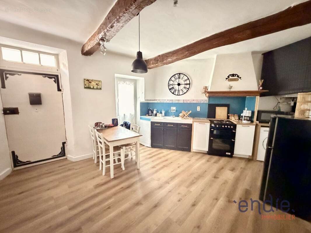 Appartement à LORGUES