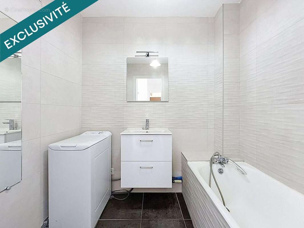Photo 7 - Appartement à VILLEURBANNE