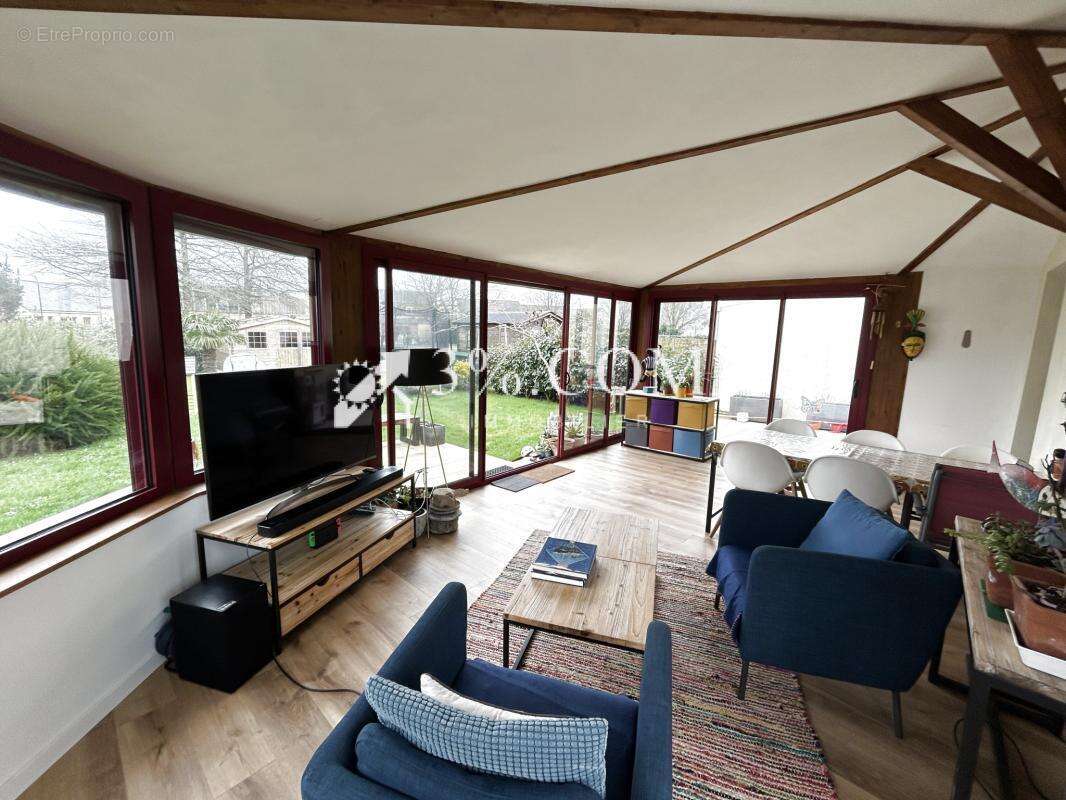 Maison à SAINT-MALO-DE-GUERSAC