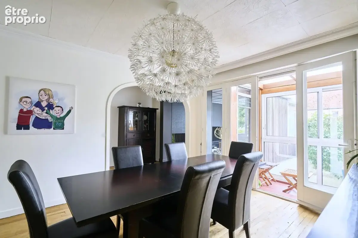 Maison 4 pièces 115 m² à vendre à Roubaix (59100) - photo 2