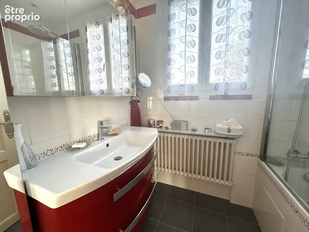 Maison 100 m2  sur beau terrain de 630 m2 - photo 8