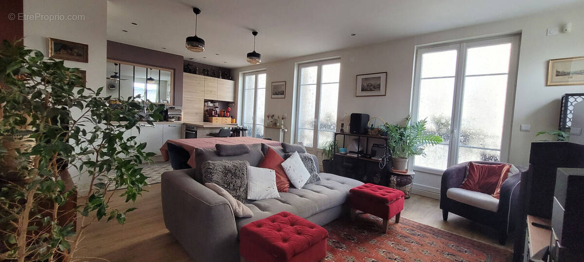 Appartement à SAINT-ETIENNE