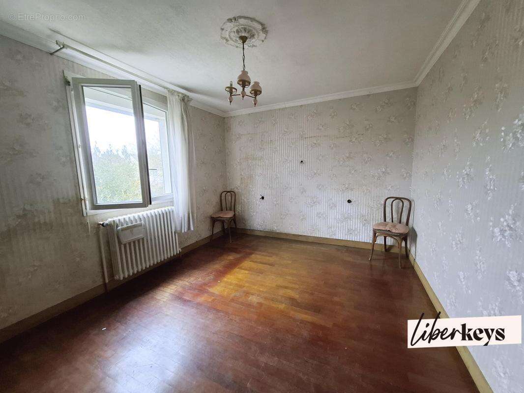 Maison à MAINVILLIERS