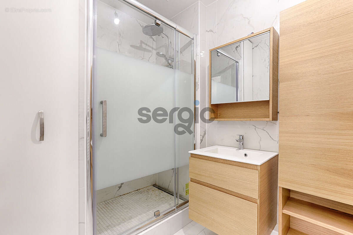 Appartement à ISSY-LES-MOULINEAUX
