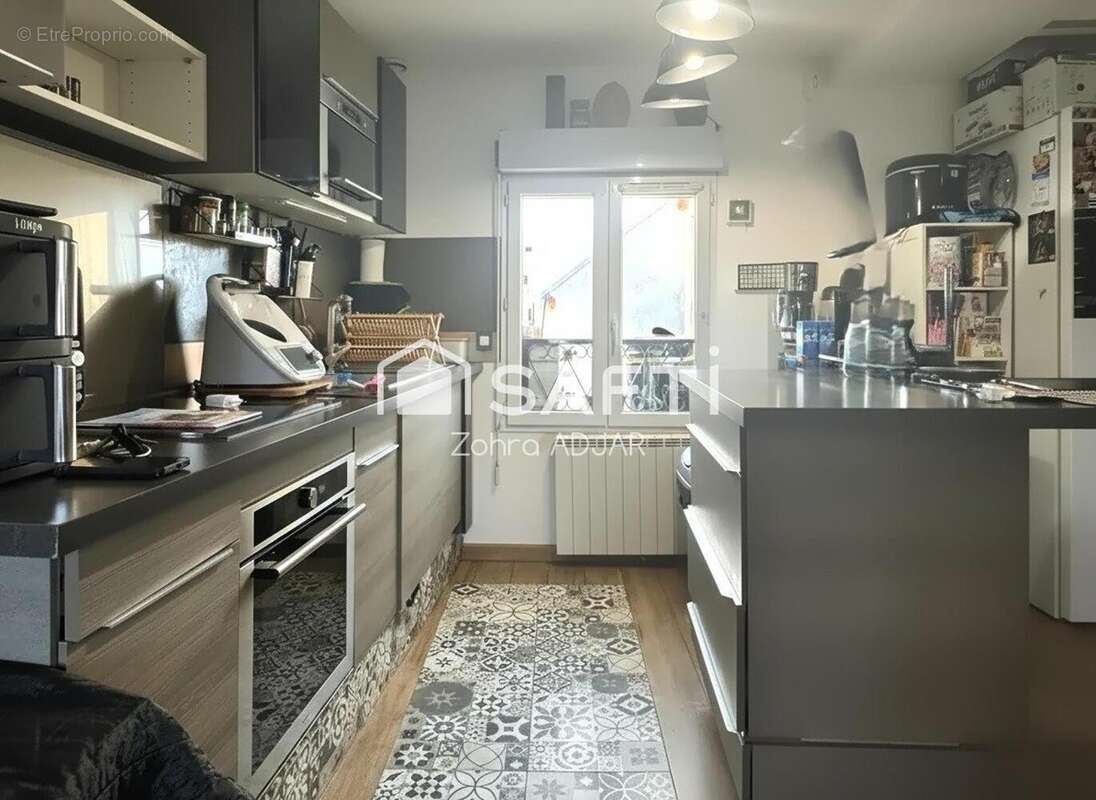 Photo 2 - Appartement à MARCILLY