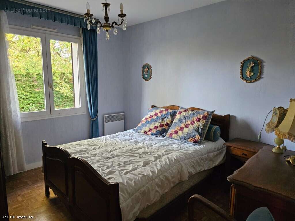 Maison à VERTEUIL-SUR-CHARENTE