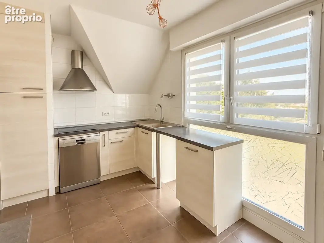 Wolfisheim Appartement 3/4 pièces en attique duplex avec terrasse, garage et cave - photo 8