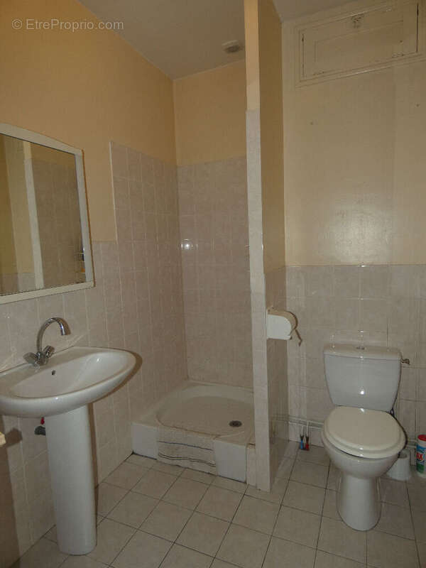 Maison à SAINT-HILAIRE-DU-HARCOUET