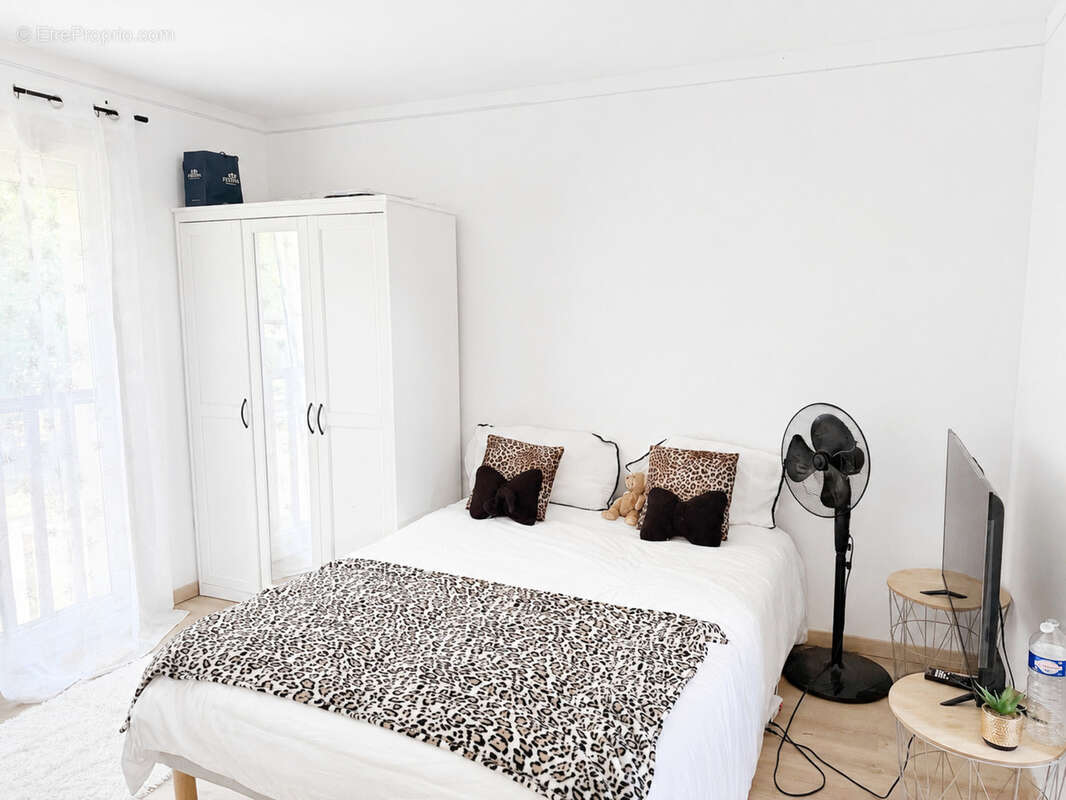 Élégante maison familiale rénovée en lisière de forêt – Deux suites parentales, confort et nature à Hourtin - photo 11