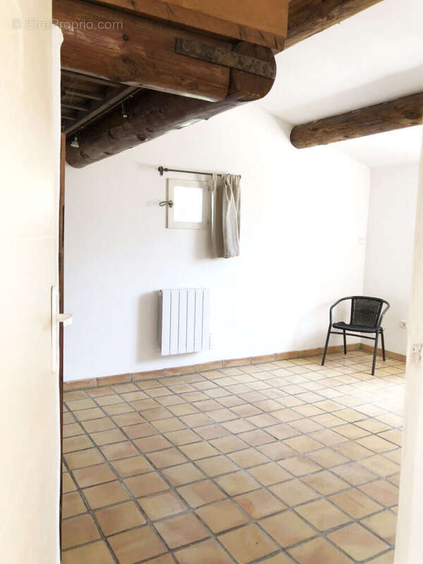 Maison à L&#039;ISLE-SUR-LA-SORGUE