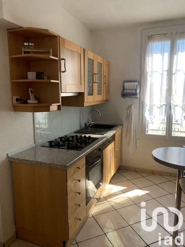 Photo 2 - Appartement à VILLENEUVE-LE-ROI